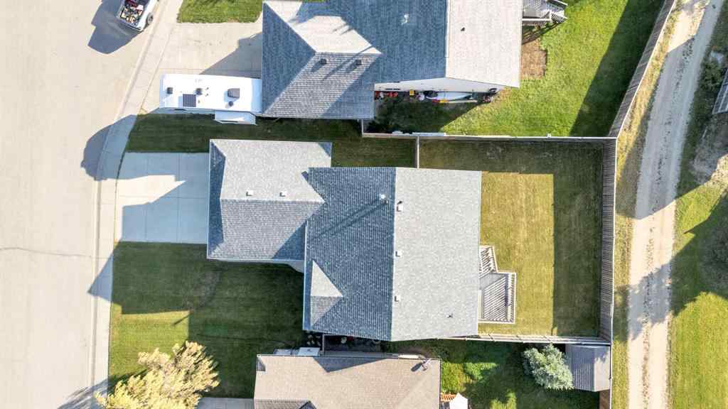 MLS® A2249348 - 7 Firdale Close  in Fox Run Sylvan Lake, Residential