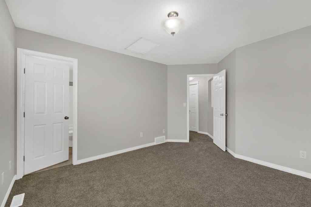 MLS® A2249348 - 7 Firdale Close  in Fox Run Sylvan Lake, Residential
