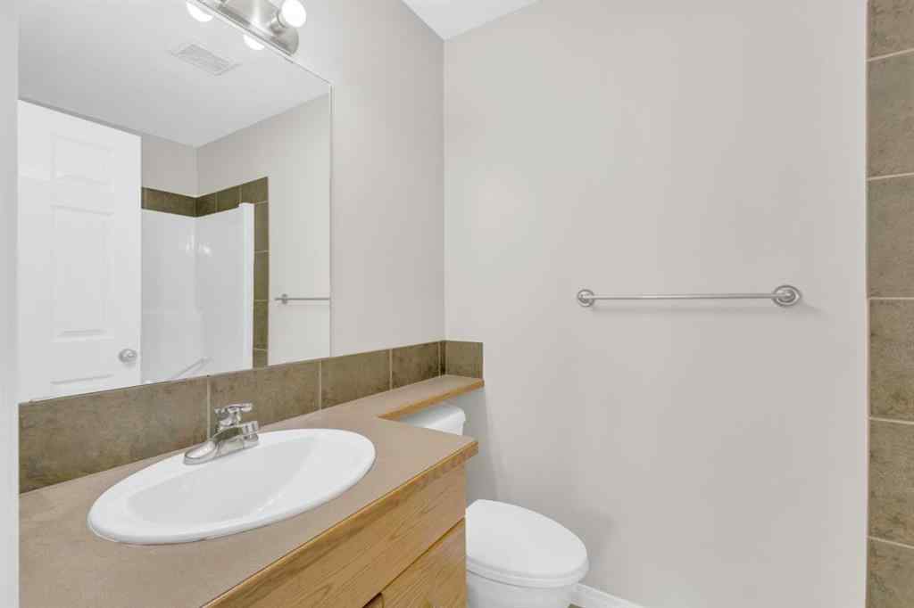 MLS® A2249348 - 7 Firdale Close  in Fox Run Sylvan Lake, Residential