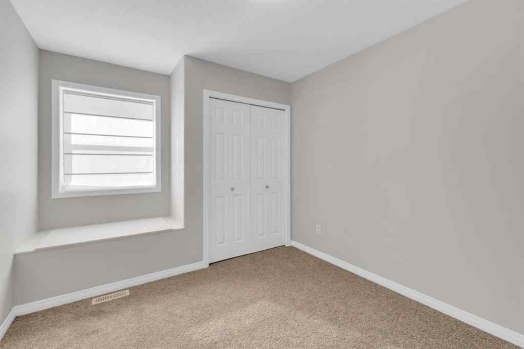 MLS® A2249348 - 7 Firdale Close  in Fox Run Sylvan Lake, Residential