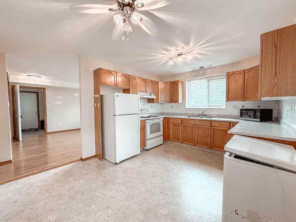 MLS® A2249349 - Unit #3 1006 3 Avenue  in NONE Beaverlodge, Residential