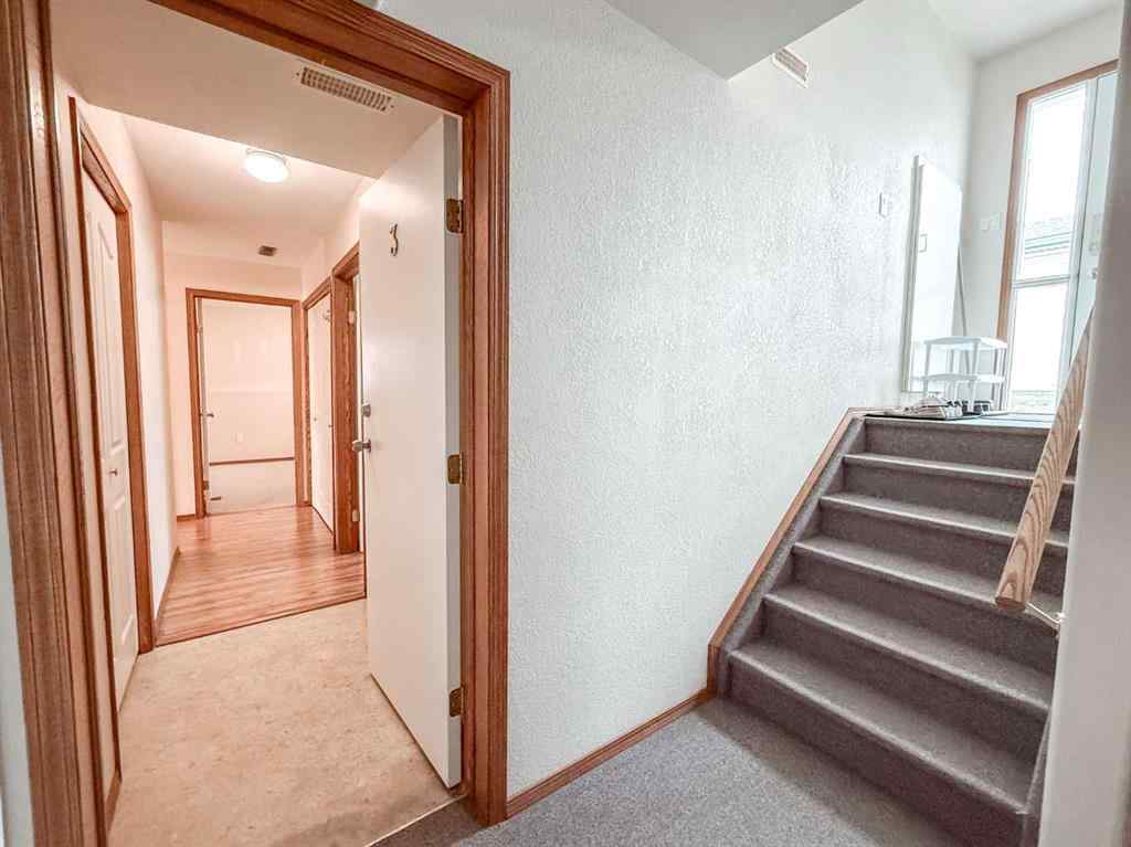MLS® A2249349 - Unit #3 1006 3 Avenue  in NONE Beaverlodge, Residential