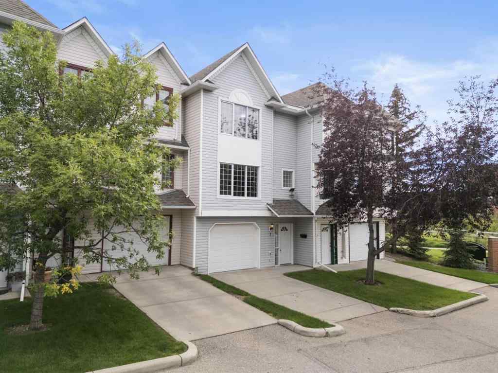 MLS® A2249351 - 7 Prominence View SW in Patterson Calgary, Residential