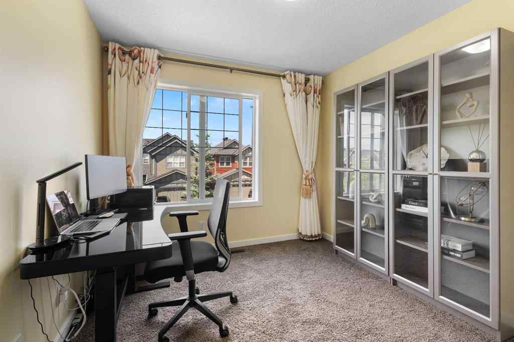 MLS® A2249353 - 90 Evansridge Crescent NW in Evanston Calgary, Residential