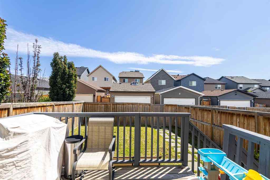 MLS® A2249353 - 90 Evansridge Crescent NW in Evanston Calgary, Residential