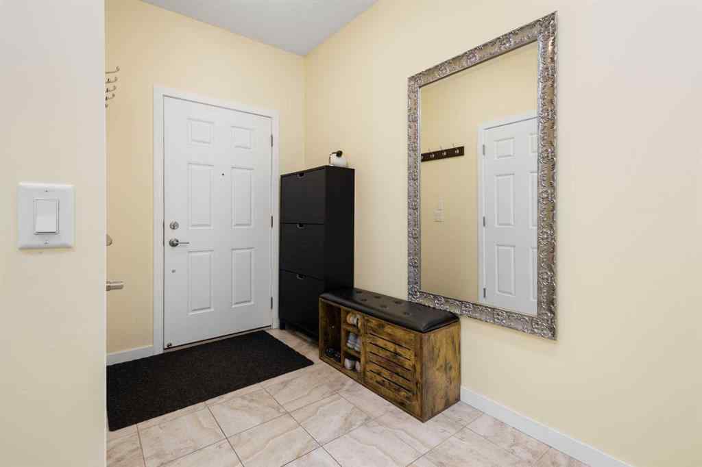 MLS® A2249353 - 90 Evansridge Crescent NW in Evanston Calgary, Residential