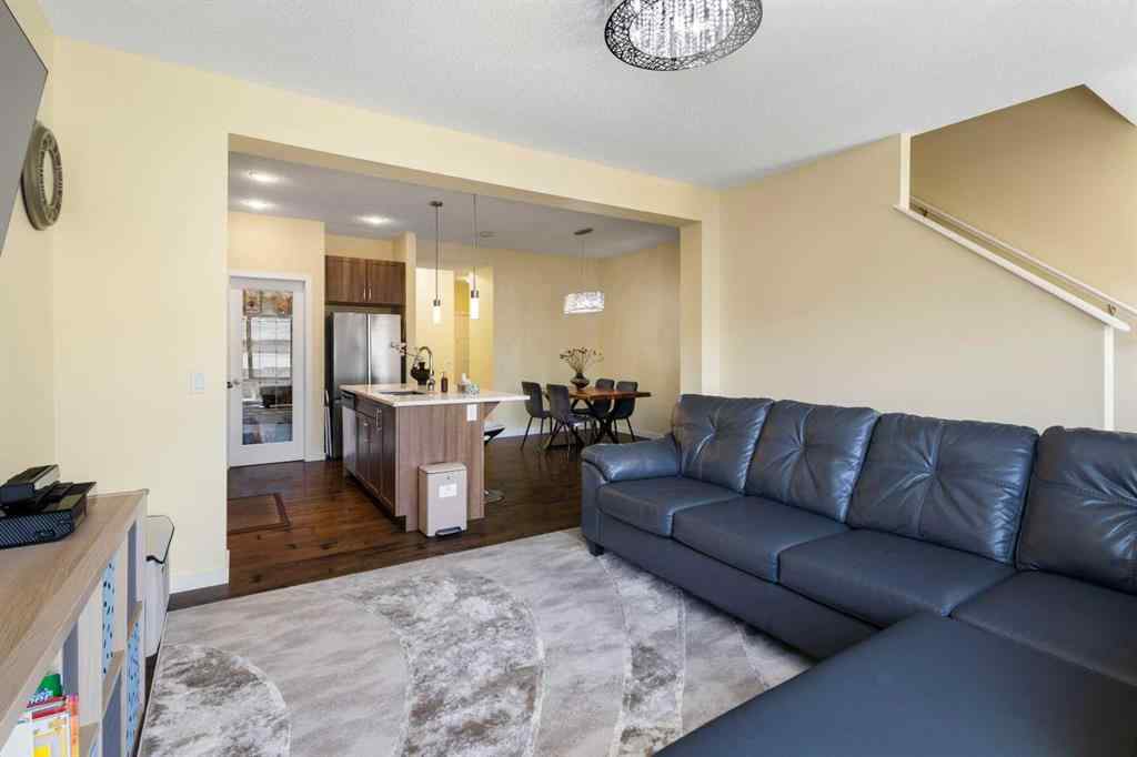 MLS® A2249353 - 90 Evansridge Crescent NW in Evanston Calgary, Residential