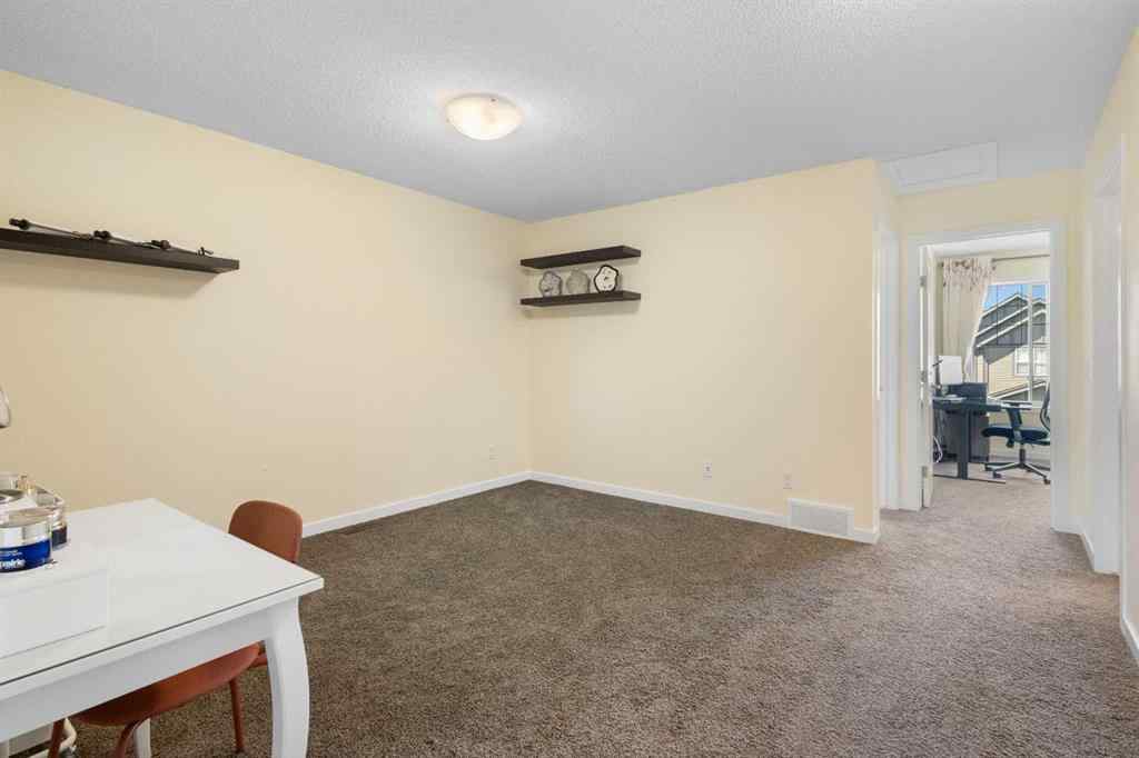 MLS® A2249353 - 90 Evansridge Crescent NW in Evanston Calgary, Residential