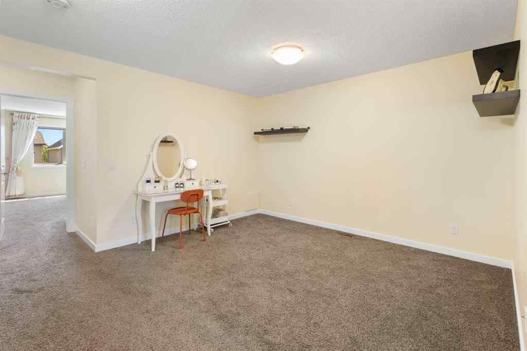MLS® A2249353 - 90 Evansridge Crescent NW in Evanston Calgary, Residential