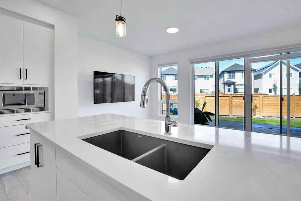 MLS® A2249355 - 38 Magnolia Court SE in Mahogany Calgary, Residential