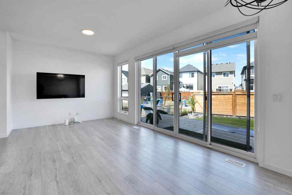 MLS® A2249355 - 38 Magnolia Court SE in Mahogany Calgary, Residential