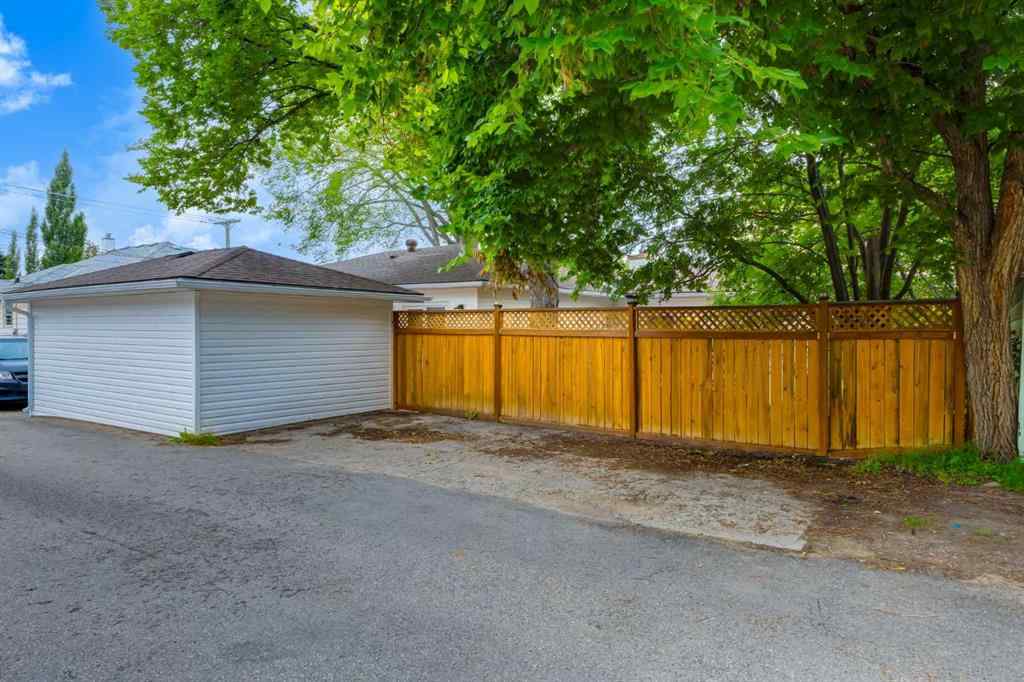 MLS® A2249360 - 1408 Crescent Road NW in Rosedale Calgary, Residential