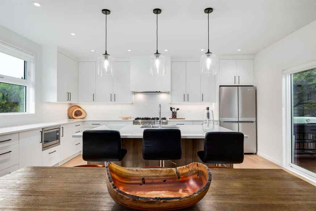 MLS® A2249360 - 1408 Crescent Road NW in Rosedale Calgary, Residential