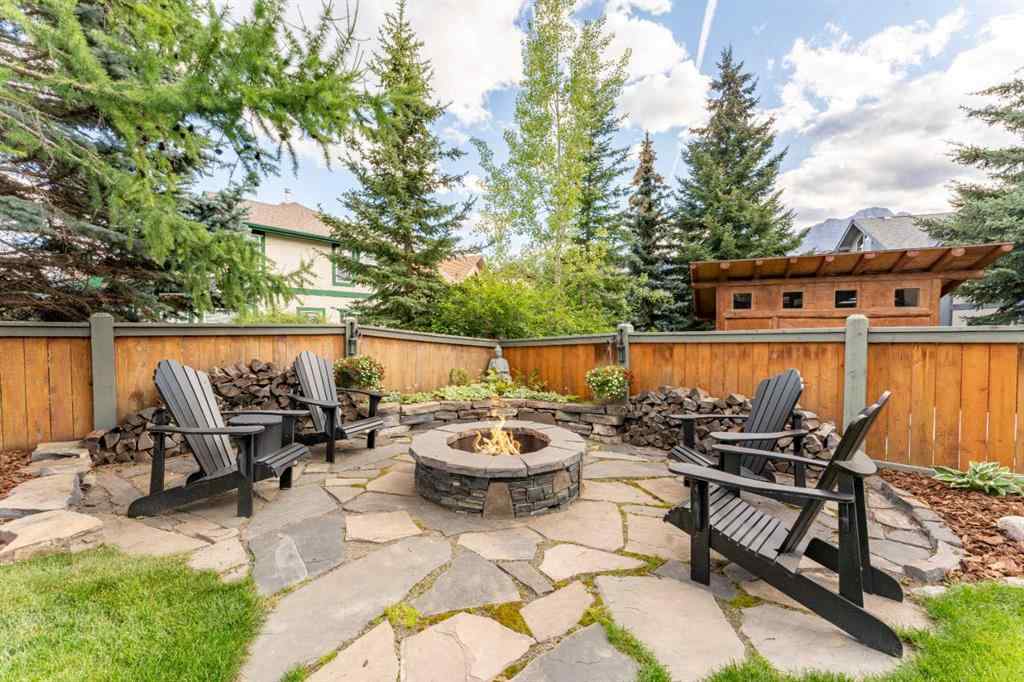 MLS® A2249361 - 101 Wapiti Close  in Eagle Terrace Canmore, Residential