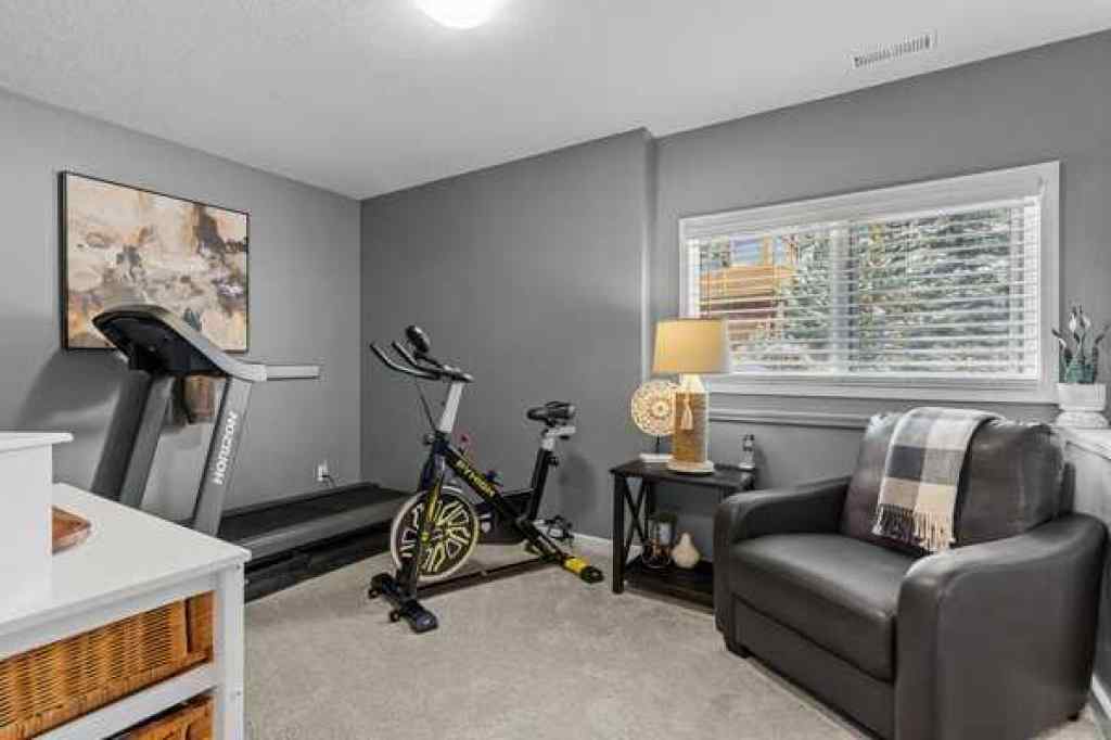 MLS® A2249361 - 101 Wapiti Close  in Eagle Terrace Canmore, Residential