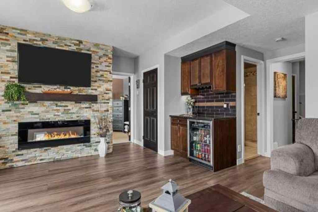 MLS® A2249361 - 101 Wapiti Close  in Eagle Terrace Canmore, Residential
