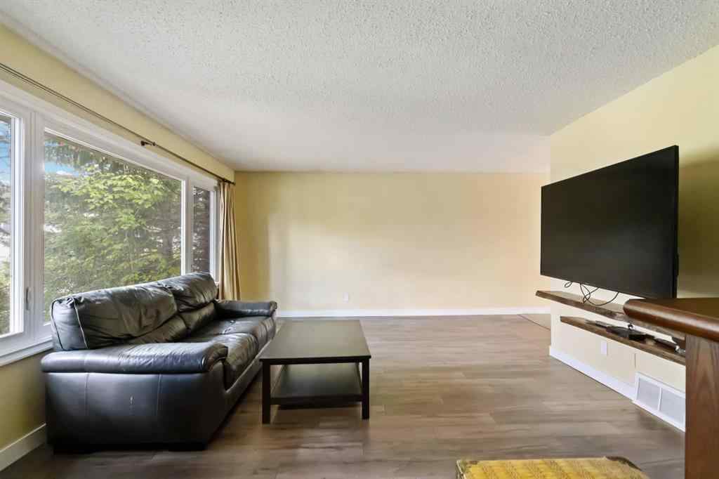 MLS® A2249362 - 106 Hilltop Crescent  in Thickwood Fort McMurray, Residential