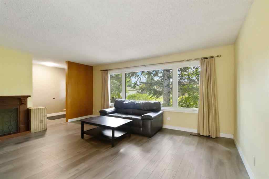 MLS® A2249362 - 106 Hilltop Crescent  in Thickwood Fort McMurray, Residential