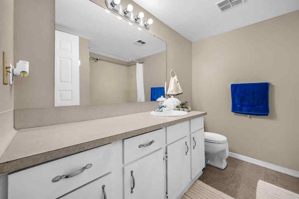 MLS® A2249363 - Unit #2417 3500 Varsity Drive NW in Varsity Calgary, Residential
