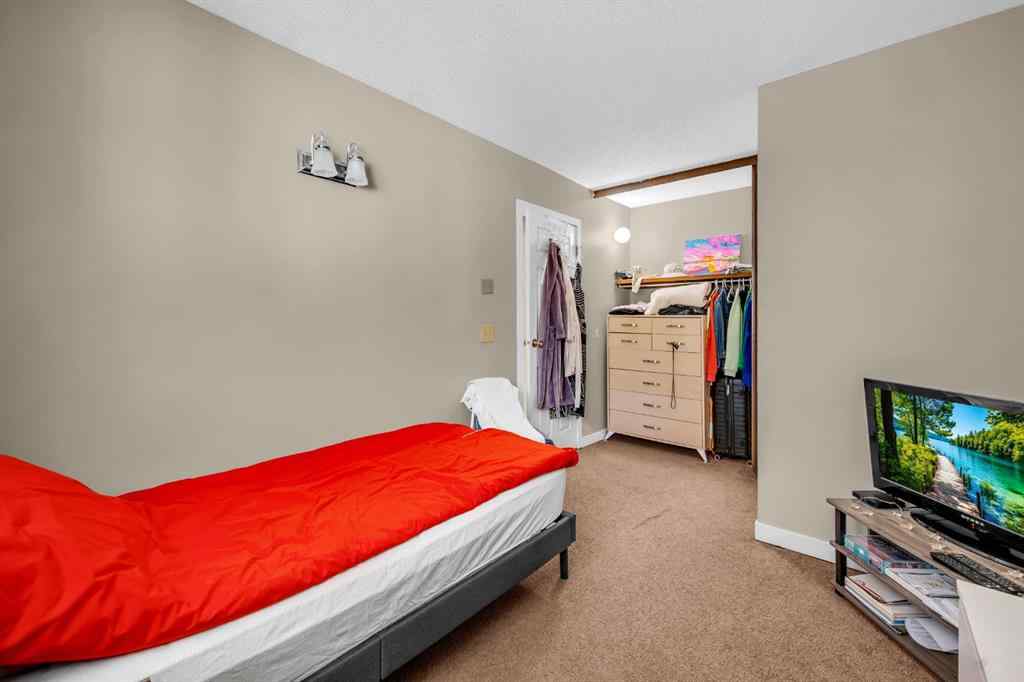 MLS® A2249363 - Unit #2417 3500 Varsity Drive NW in Varsity Calgary, Residential