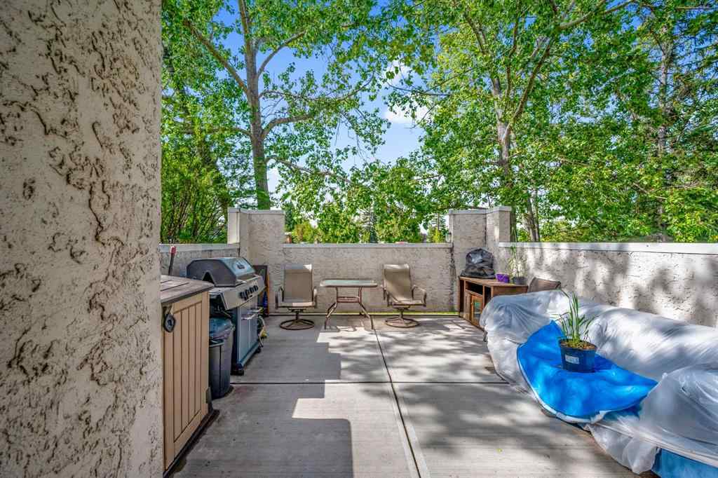 MLS® A2249363 - Unit #2417 3500 Varsity Drive NW in Varsity Calgary, Residential