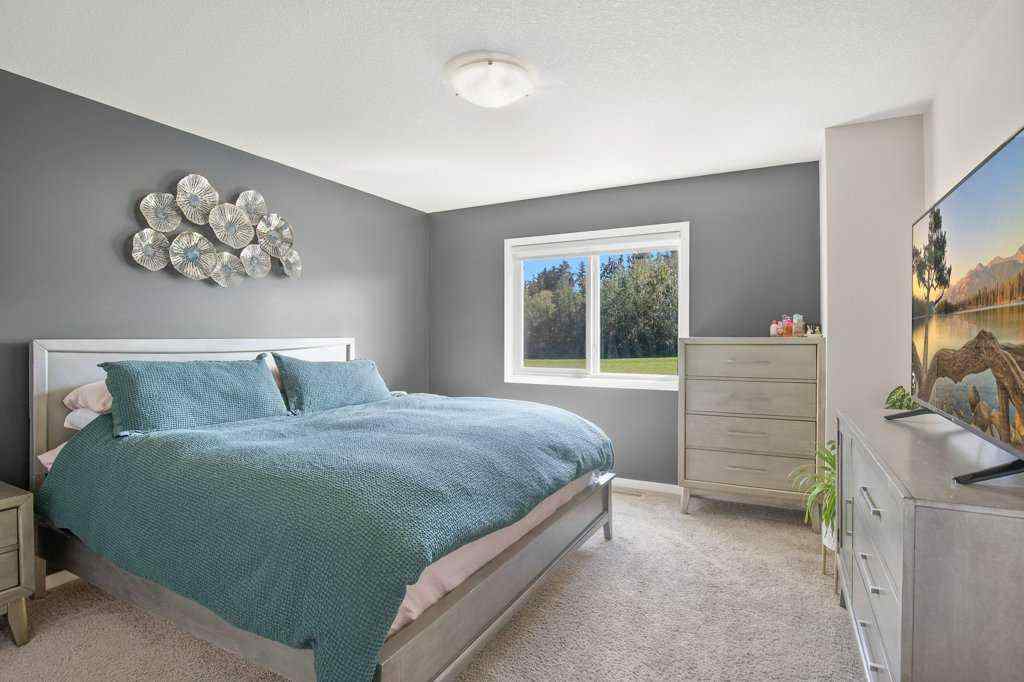 MLS® A2249387 - 38 Cole Way  in Crestview Sylvan Lake, Residential
