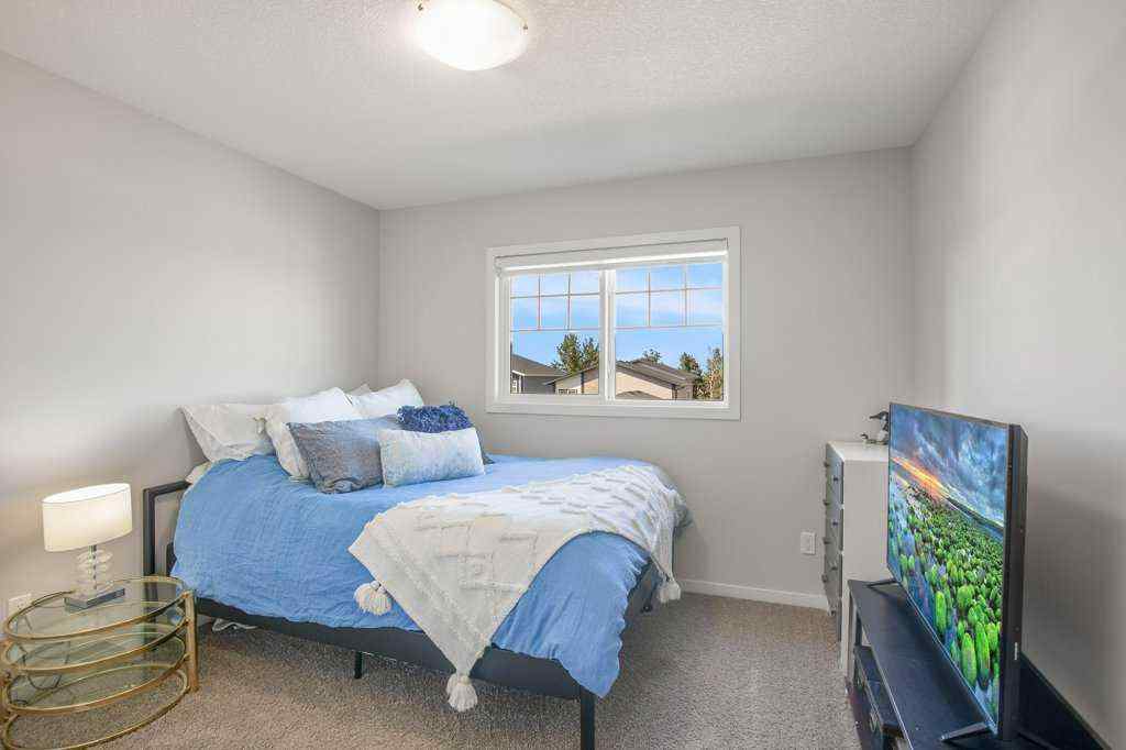 MLS® A2249387 - 38 Cole Way  in Crestview Sylvan Lake, Residential