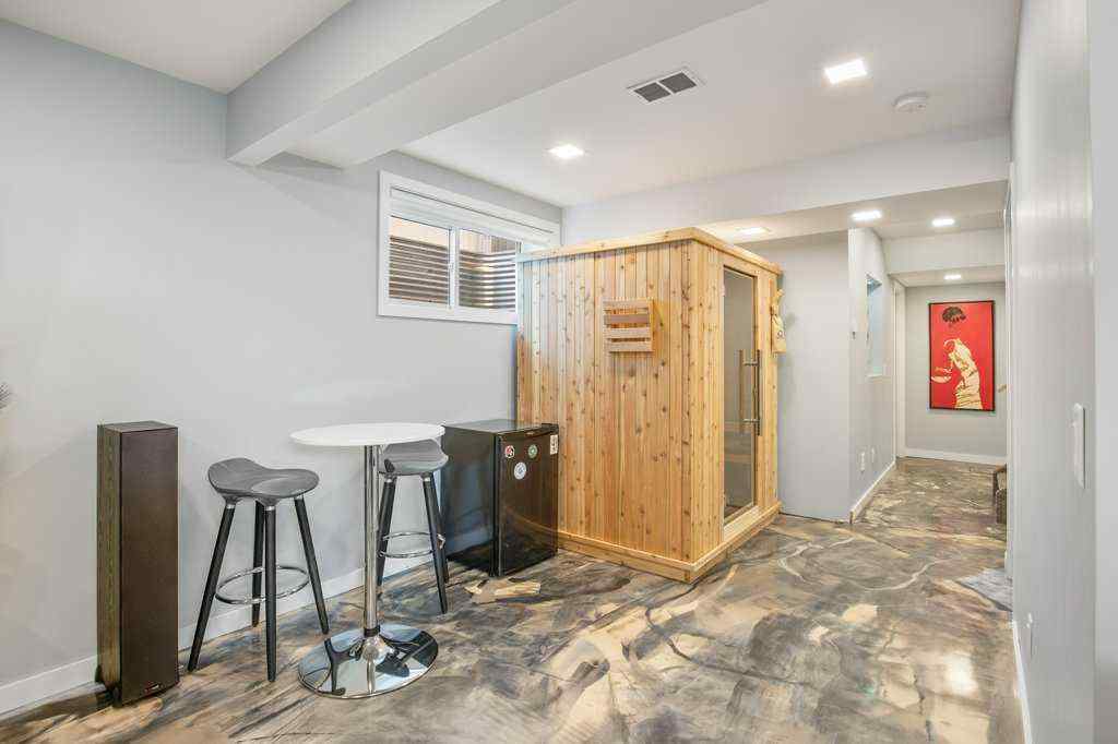MLS® A2249387 - 38 Cole Way  in Crestview Sylvan Lake, Residential