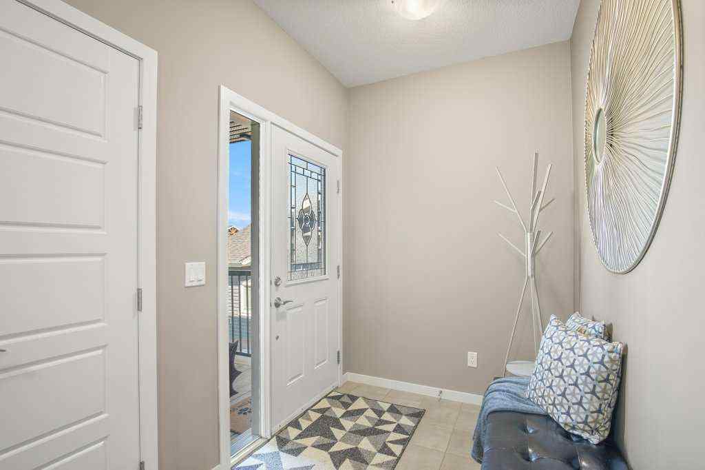 MLS® A2249387 - 38 Cole Way  in Crestview Sylvan Lake, Residential