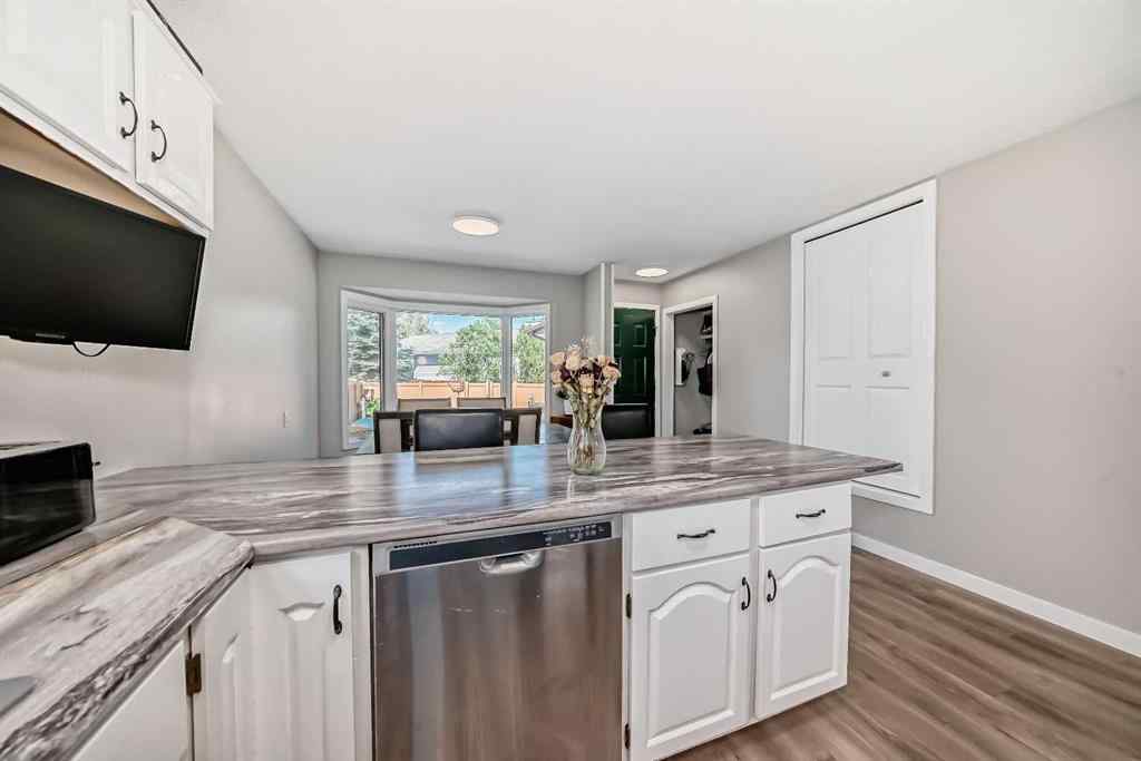 MLS® A2249389 - 41 Edge Close  in Eastview Estates Red Deer, Residential