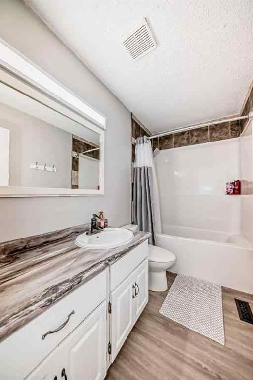 MLS® A2249389 - 41 Edge Close  in Eastview Estates Red Deer, Residential