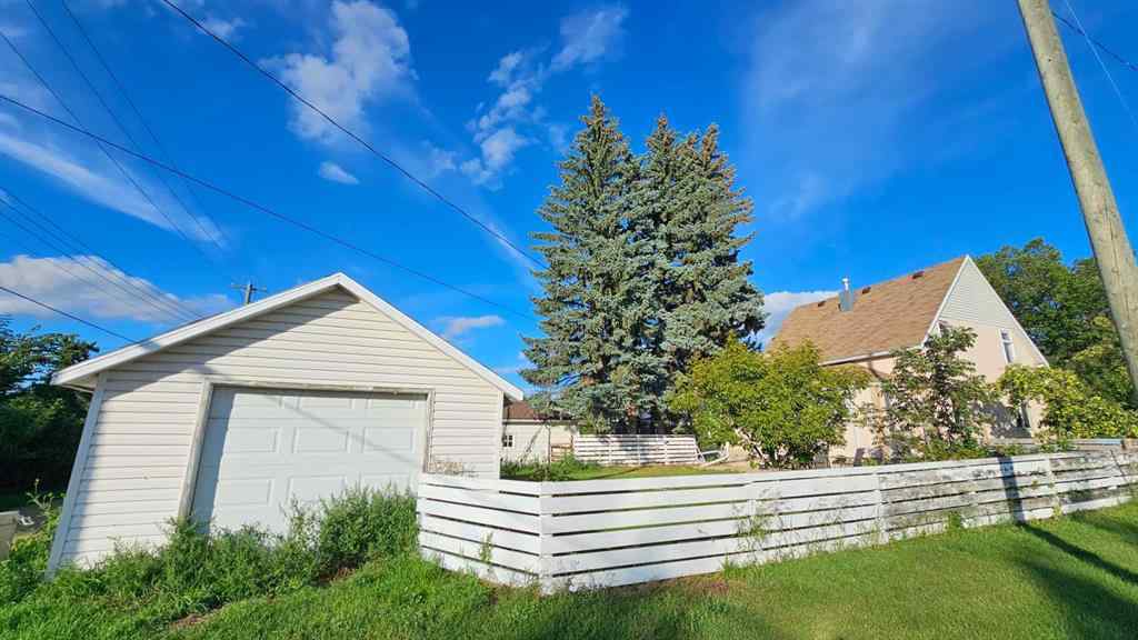 MLS® A2249390 - 5102 49 Street  in NONE Castor, Residential