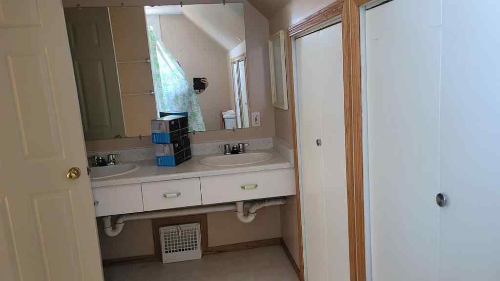 MLS® A2249390 - 5102 49 Street  in NONE Castor, Residential