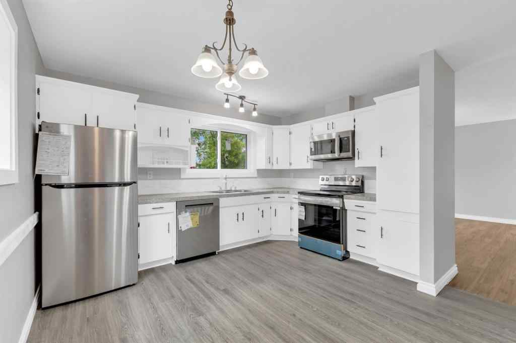 MLS® A2249391 - 69 Erickson Drive  in Eastview Estates Red Deer, Residential