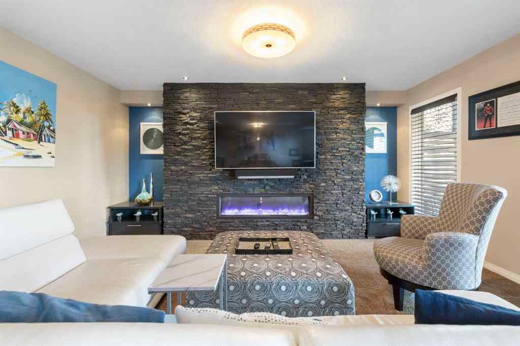 MLS® A2249393 - 164 Hillcrest Boulevard  in Hillview Estates Strathmore, Residential