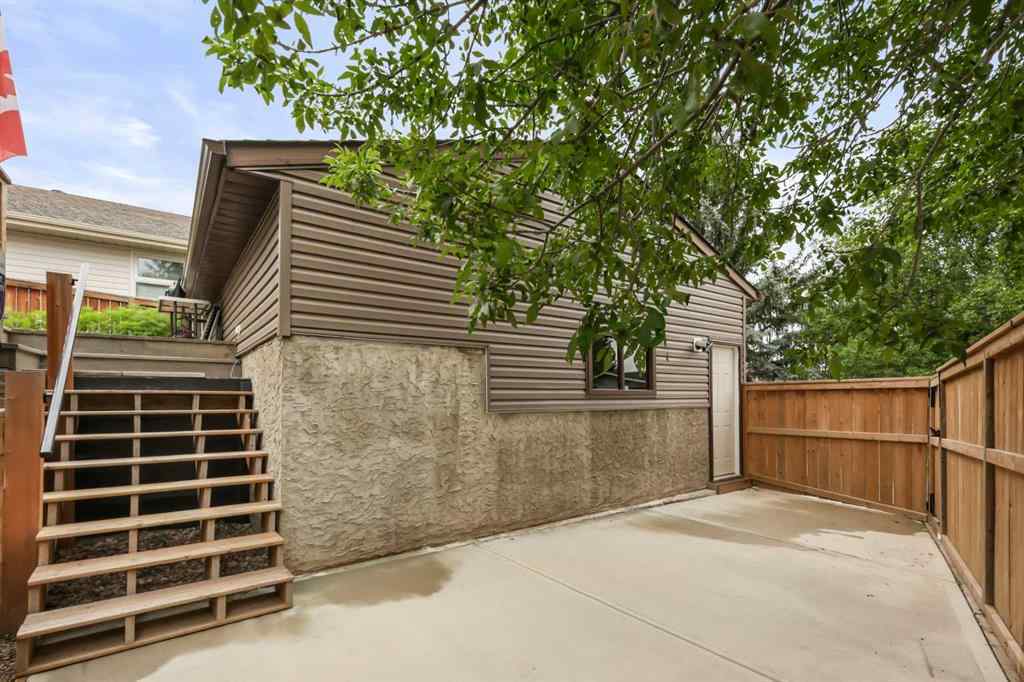 MLS® A2249395 - 103 Sandarac Place NW in Sandstone Valley Calgary, Residential