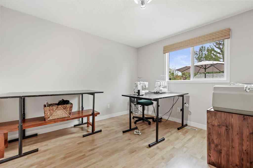 MLS® A2249395 - 103 Sandarac Place NW in Sandstone Valley Calgary, Residential