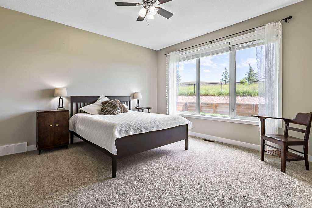 MLS® A2249397 - 443 Seclusion Valley Drive  in NONE Diamond Valley, Residential