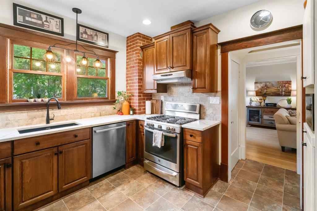 MLS® A2249407 - 4712 49 Street  in Augustana Camrose, Residential