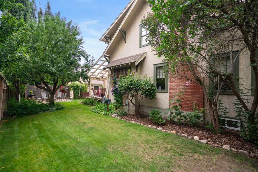 MLS® A2249407 - 4712 49 Street  in Augustana Camrose, Residential