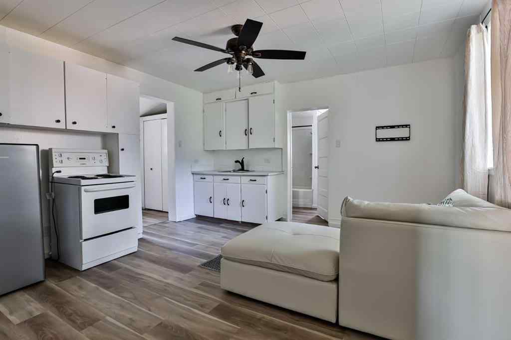 MLS® A2249409 - 1102 13 Street N in St Edwards Lethbridge, Residential