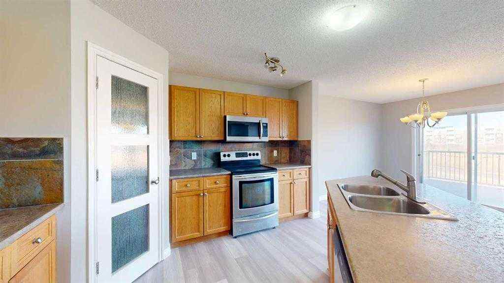 MLS® A2249414 - 334 Grosbeak Way  in Eagle Ridge Fort McMurray, Residential