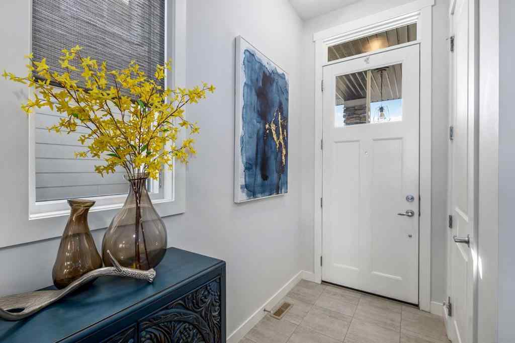 MLS® A2249415 - 10 Cranbrook Hill SE in Cranston Calgary, Residential
