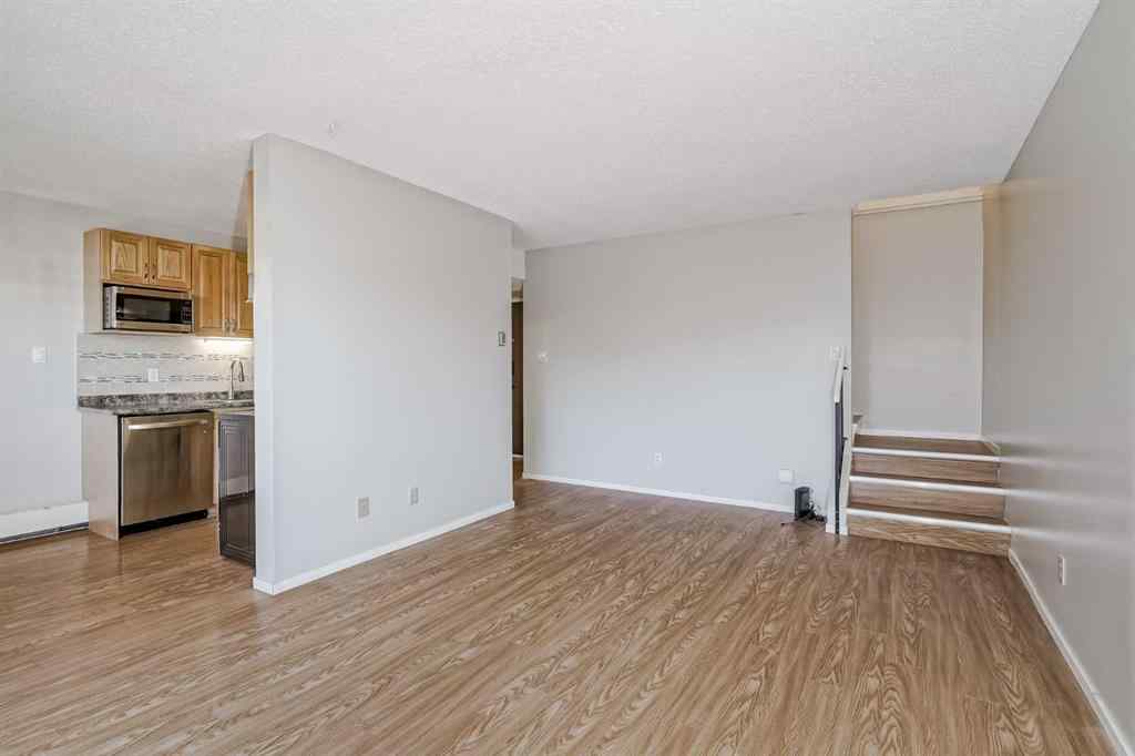 MLS® A2249417 - Unit #72 3519 49 Street NW in Varsity Calgary, Residential