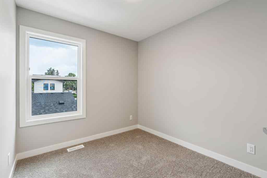 MLS® A2249427 - 4 Alderwood Close SE in Acadia Calgary, Residential