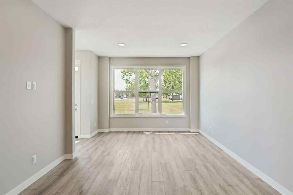 MLS® A2249427 - 4 Alderwood Close SE in Acadia Calgary, Residential