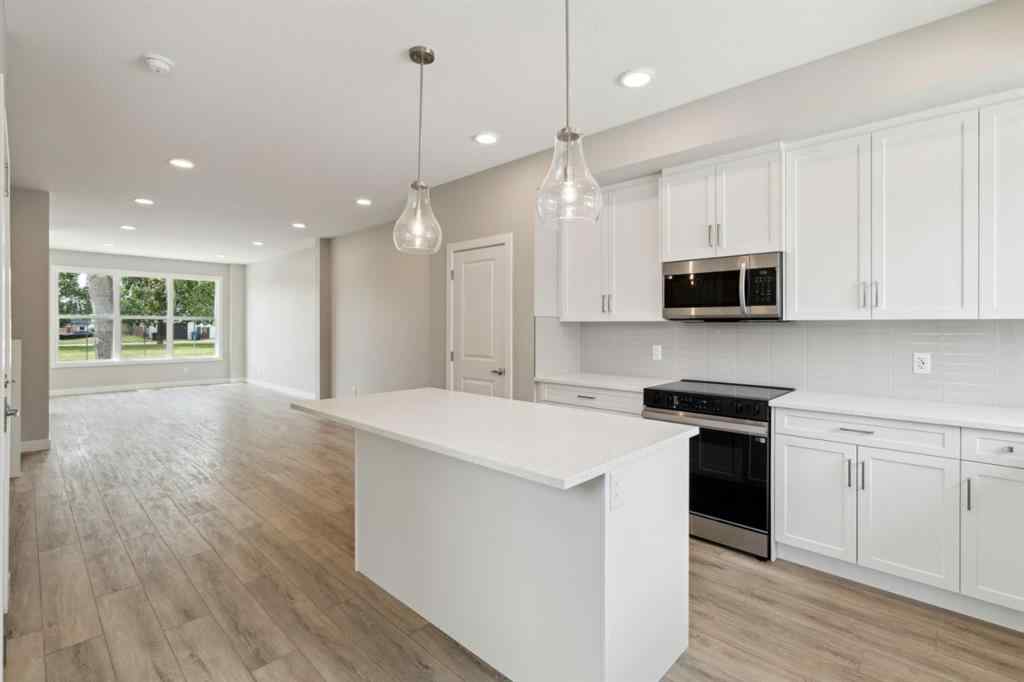 MLS® A2249427 - 4 Alderwood Close SE in Acadia Calgary, Residential