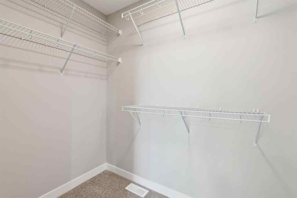 MLS® A2249427 - 4 Alderwood Close SE in Acadia Calgary, Residential