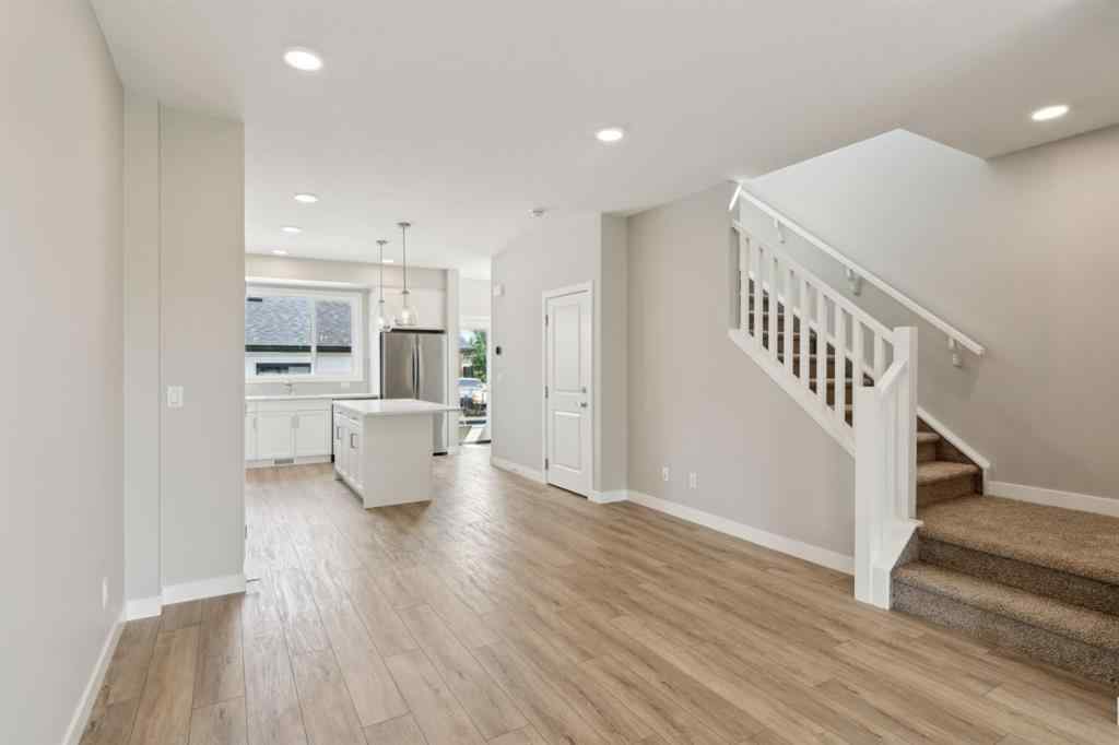 MLS® A2249430 - 10 Alderwood Close SE in Acadia Calgary, Residential
