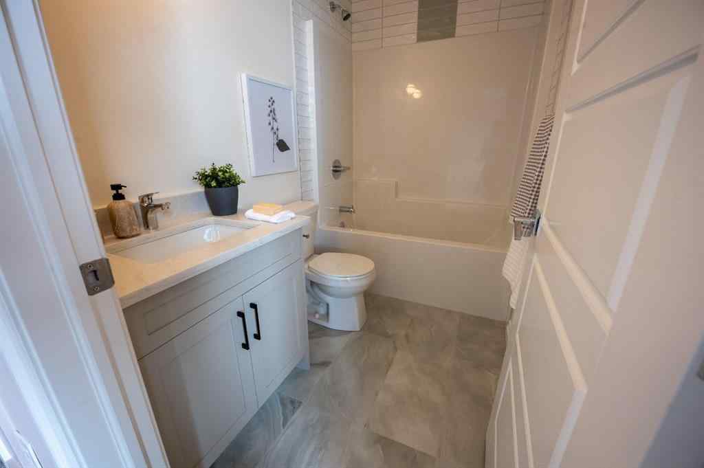 MLS® A2249449 - 375 Chelsea Passage  in Chelsea_CH Chestermere, Residential